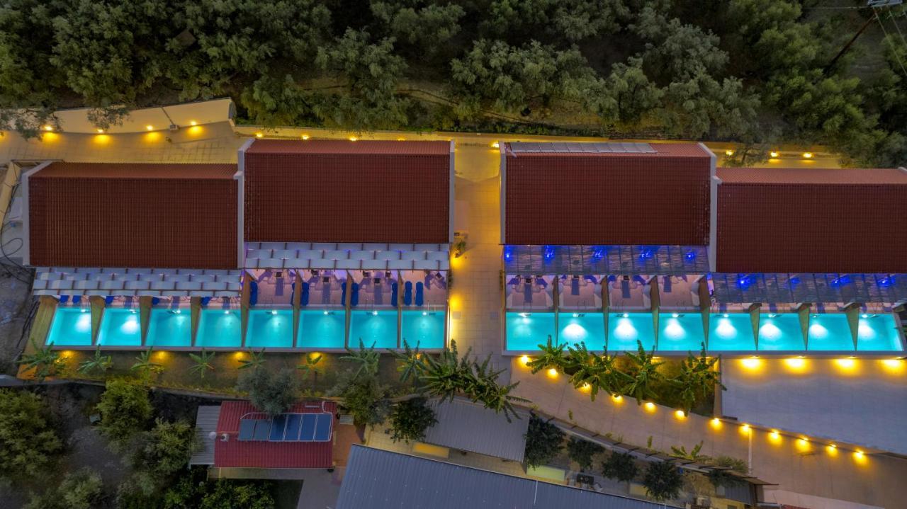 Kozanos With Private Pool Apartmán